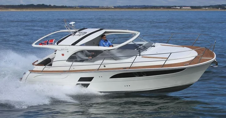 The Marex 310 Sun Cruiser is the perfect blend of advanced features and classic luxury